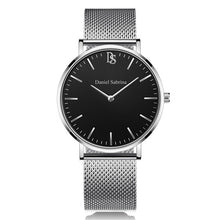 Load image into Gallery viewer, Gold Color Wristwatch