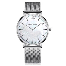 Load image into Gallery viewer, Gold Color Wristwatch