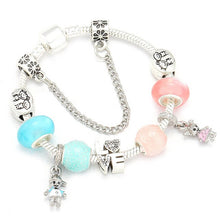 Load image into Gallery viewer, Silver plated Heart Bracelet