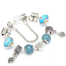Load image into Gallery viewer, Silver plated Heart Bracelet