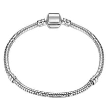 Load image into Gallery viewer, Silver Love Heart Charm Bracelet
