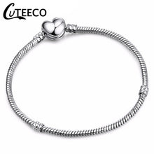 Load image into Gallery viewer, Silver Love Heart Charm Bracelet